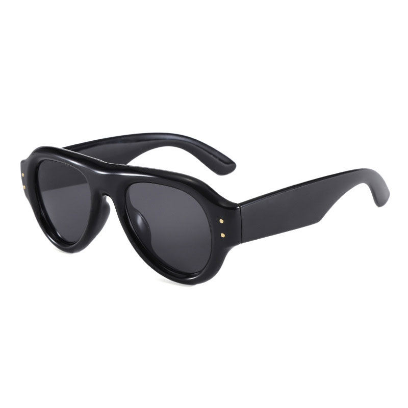 Rice stud frog-shaped sunglass - Street Fashion Pose ulasan dan harga